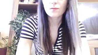 missy_mell  toying herself in webcam chat