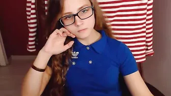 miasunshineee  Webcam hooker rides on her new dildo