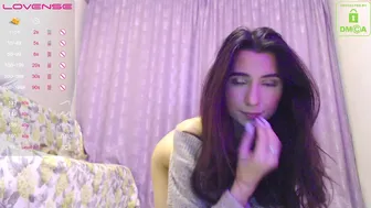 crystal_one_29092021_0903_female_chaturbate