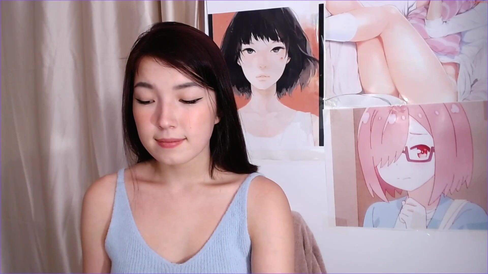 malisin_22092021_1451_female_chaturbate.