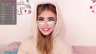 lizzyhoney__03082021_0255_female_chaturbate