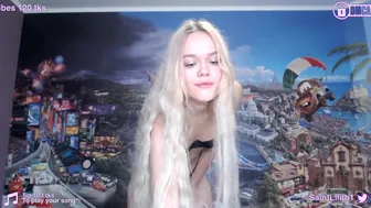 lily_holy_02092021_0727_female_chaturbate