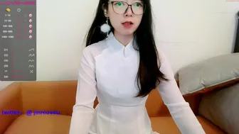 jinnloveu_01102021_1008_female_chaturbate