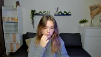 caitlin_bell_27092021_0256_female_chaturbate