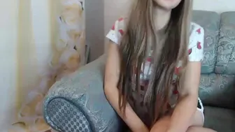 _little_cutie__12072019_1542_female_chaturbate