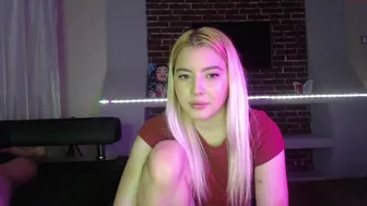 sweety_flipflop_01102021_0420_female_chaturbate