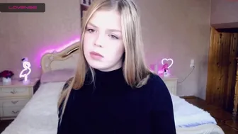 vanessasue_01102021_1106_female_chaturbate (1)