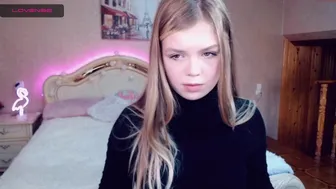 vanessasue_01102021_1106_female_chaturbate