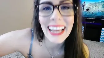 mayabum  hooker fuck her self in Live Webcam show