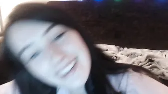 anna_paige  Fucking wet pussy with a finger