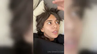 rejaniced_5f34249d73945be457c6d