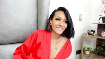 tori_valentine_2021-09-18