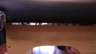 hotmommandy_09.08.2021_181589210_Oh_how_I_love_me_a_good_full_body_massage_Wait_till_you_see_what_happens_next_@lupeandmicha