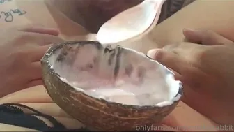 jennifer rabbit_yDb3h9egQEb5vHOsdzPdBiQBOf9RycWR