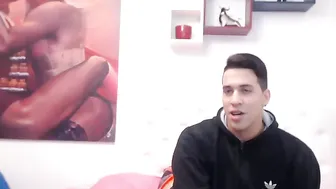 joker_quinn  hooker Cums Hard on Webcam