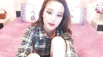 uummi  orgasm with throbbing clit