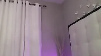 lexivixi  webcam show with Huge Toy