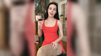 Aella Girl onlyfans 2020.08.18_5f3b252ed6c99ae87b934_source