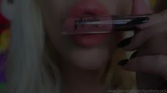 tara babcock onlyfans Fan Service Friday . Lip Fetish Compilation_HD_WEB