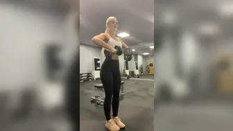 toneupwithtay_01.07.2021_164322250_BIБ??s,_triБ??s_and_shoulders_П???П???_NO_REPEAT____LetБ??s_get_these_arms_and_shoulders_TONED__Follow_along_with_this_rout