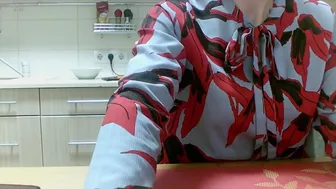 SpartakCHemp  Mature fucks her ass