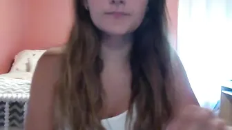 hollytitties  Very excited and wants sex