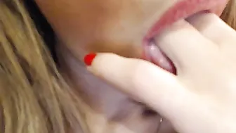 crystal_jj  Stands holes to the top