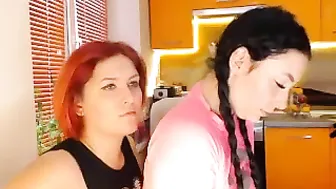 tinky4winky69  Pretty webcam whore