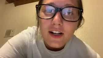 Brecklynn Hot chicks pose naked