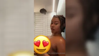 alieyarose onlyfans Mama is cumming heavily