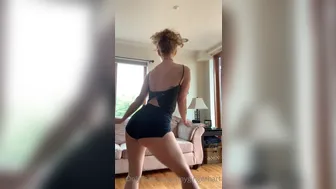 amygingerhart onlyfans Busty mare is hammering her anus