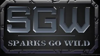 SparksGoWild onlyfans The insistent bitch licks a rubber penis