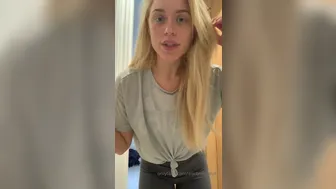 ElleBrookeUK onlyfans Adorable bitch caresses big tits