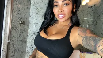 brittanya razavi onlyfans Petite babe gently masturbates cunt