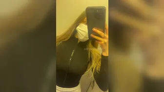 zaraxyazmin onlyfans Spicy chick gently pulls pussy