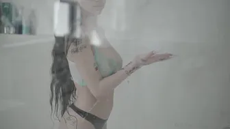 Bhad Bhabie onlyfans Glamor bitch fuck both slits