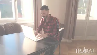 Tru Kait, trukait onlyfans Tattooed chick chats in fries