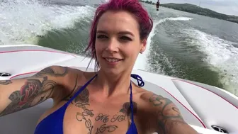 Anna Bell Peaks (AnnaBellPeaks) onlyfans loves deep penetration