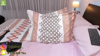 kellytesh chaturbate planting toys in both holes