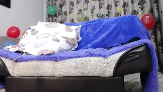 little_sophie  Ask a lot tokens for to be naked