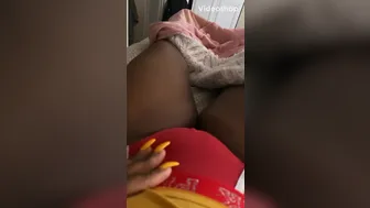 phatbootysos  onlyfans  Girl Fucks Magic sex toy