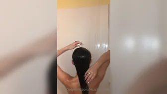 Mackenzie Jones aka mackzjones  onlyfans jerking on the bed