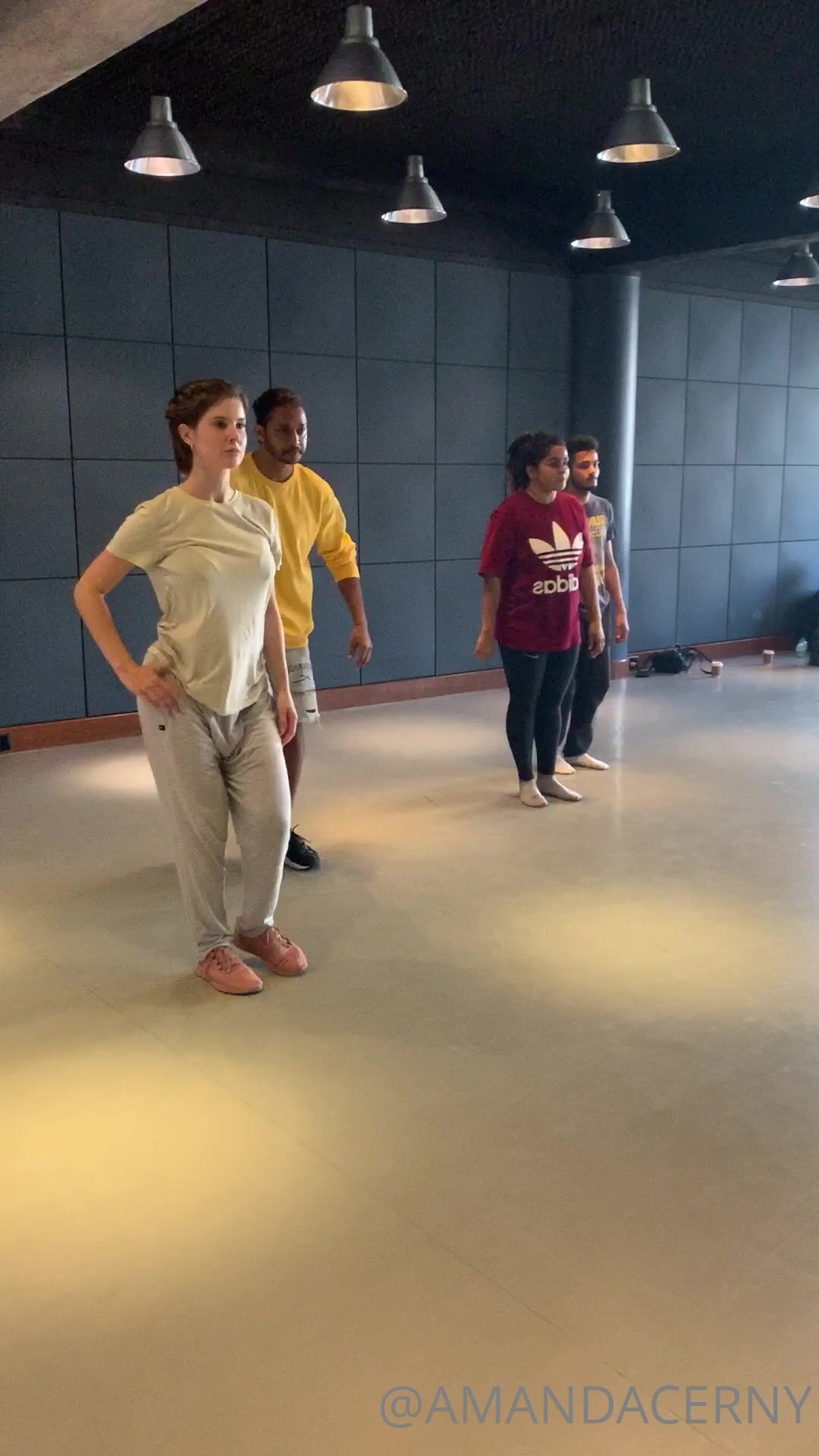 Amanda Cerny aka amandacerny onlyfans chaturbate 2022 fingering vids