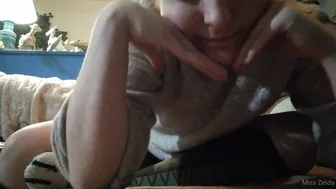 pantieprincess23  onlyfans pettinging from attractive