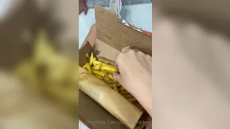 Young Goddess aka young onlyfans Charming kral fucks both holes