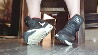 Queengf90  onlyfans Cute bitch bares shaved holes