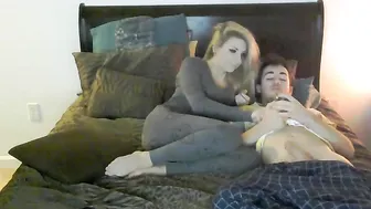 crystalcreatures  Solo Climax from smooching show