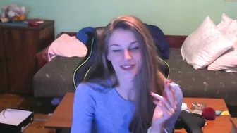 coolcouple666  fuck her pussy