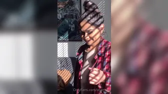 Vacamilav  onlyfans  Nackte Asiatin neckt dich