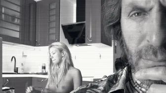 _Nitimur in vetitum semper cupimusque negata_ ( 1080 X 1920 )